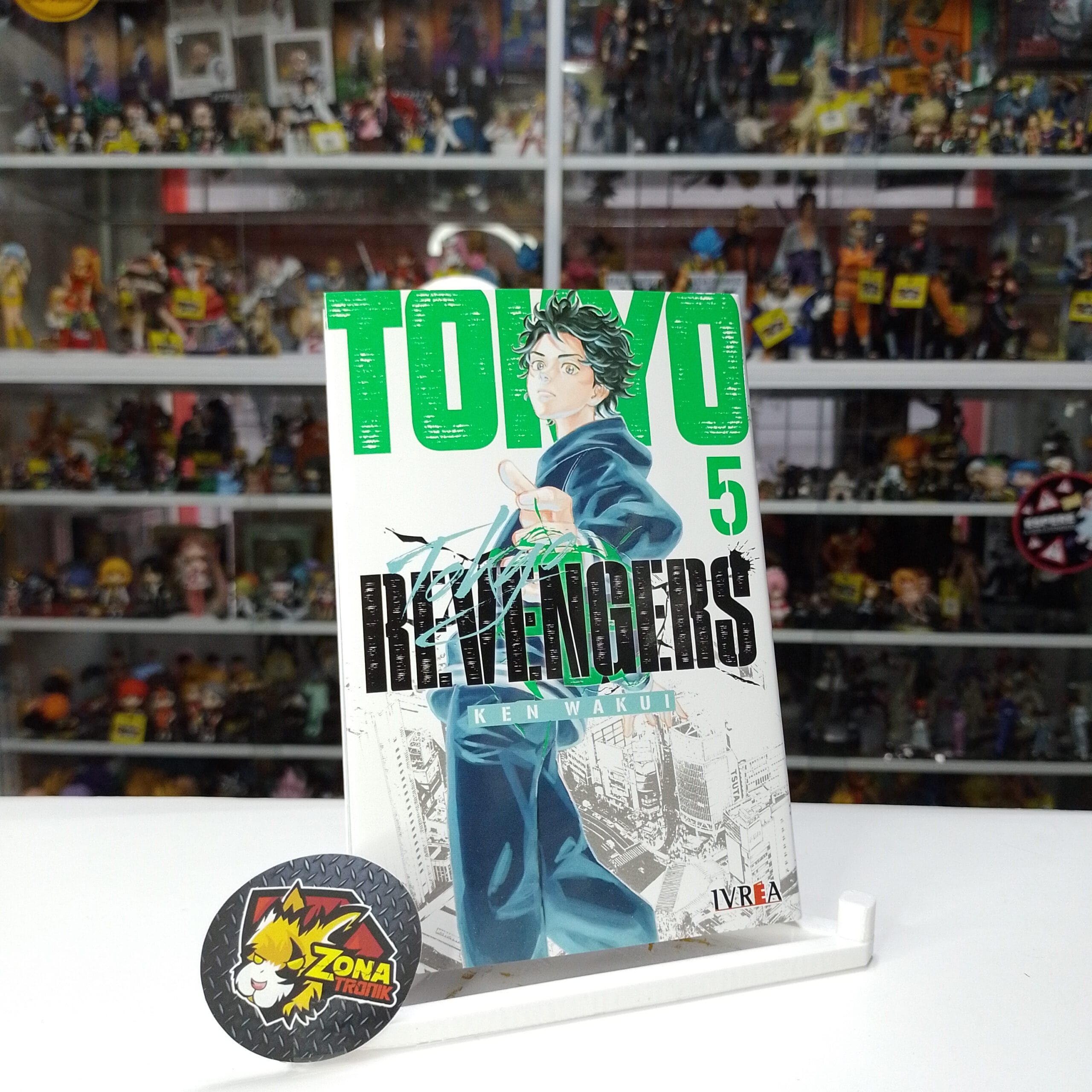 TOKYO REVENGERS 05