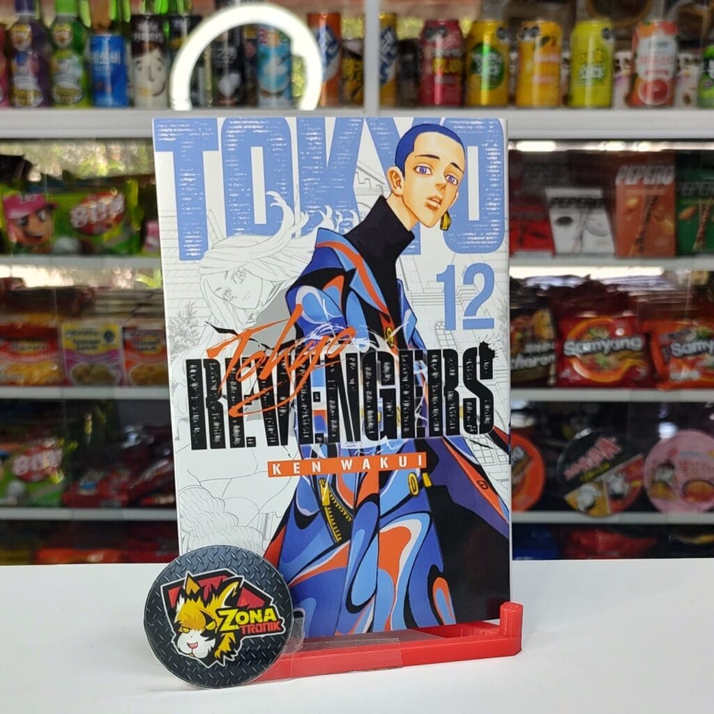 TOKYO REVENGERS 12