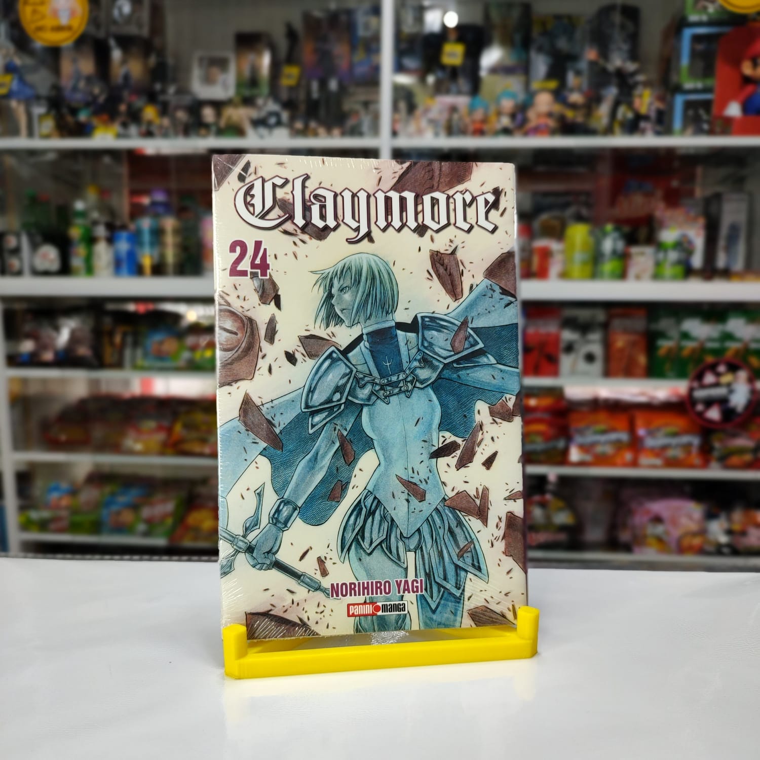 CLAYMORE 24