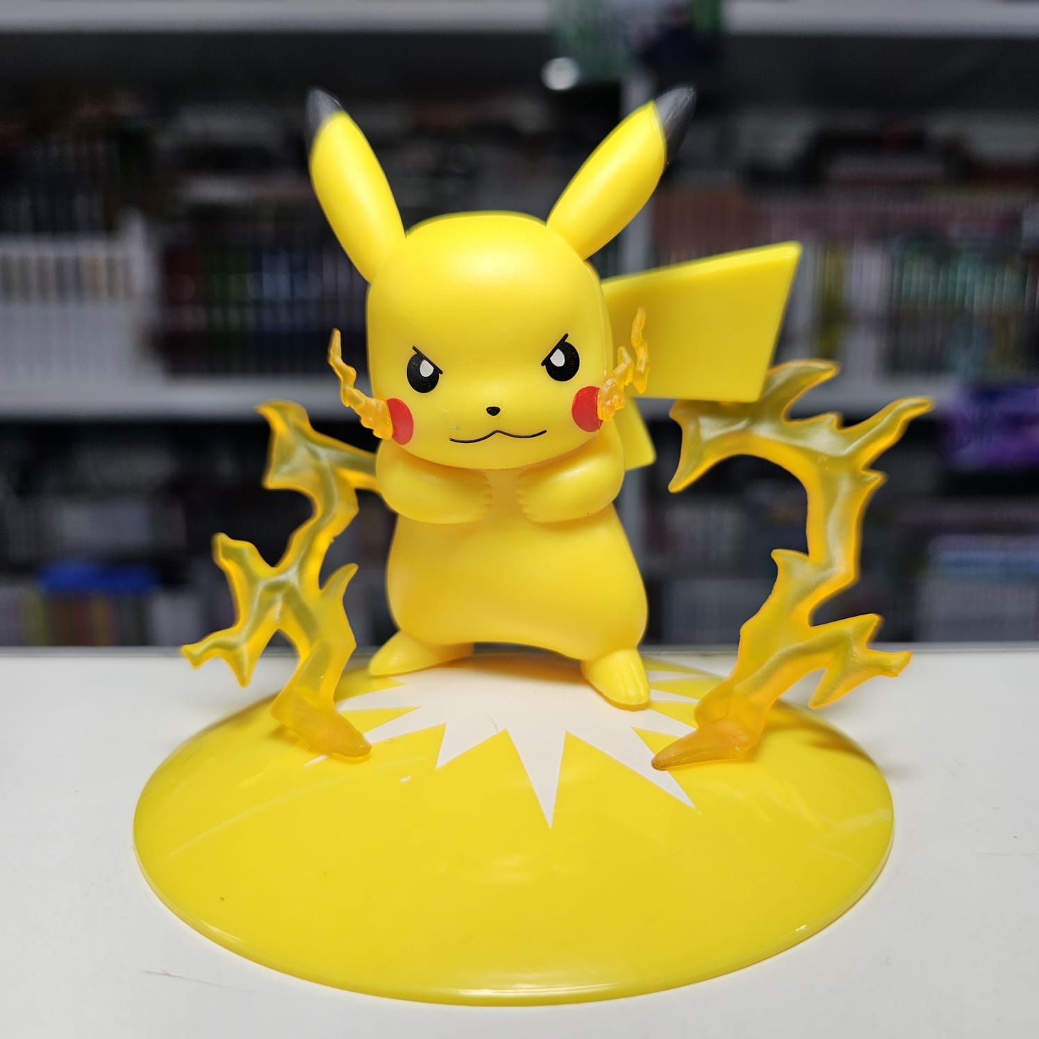 FIGURA DE POKEMON PIKACHU